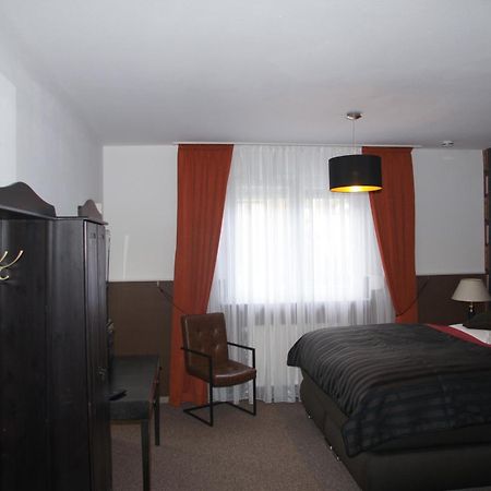 Skinspa Apartments Idar-Oberstein Buitenkant foto