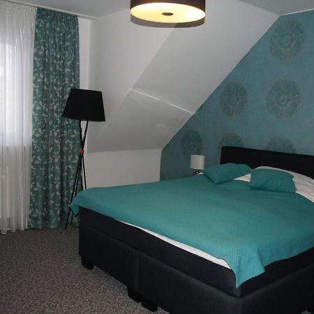 Skinspa Apartments Idar-Oberstein Buitenkant foto