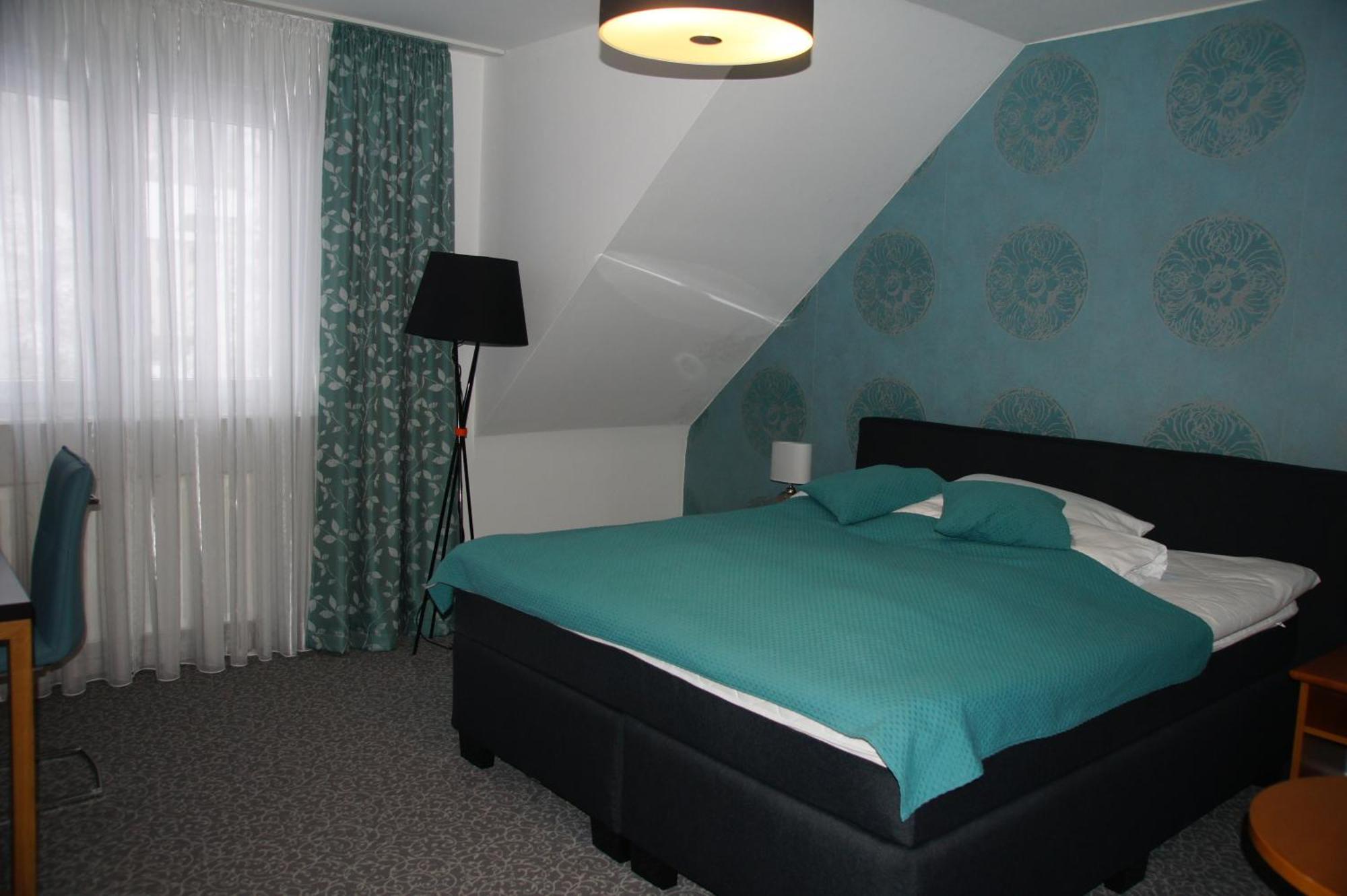 Skinspa Apartments Idar-Oberstein Buitenkant foto